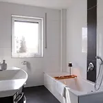 דירה Lumen Homes - Design-apartment Nahe Audi Und Altstadt, 3 Zimmer, Ueber 100 M2, Balkon אינגולשטאט