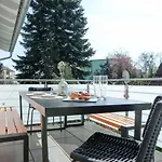 Lumen Homes - Design-apartment Nahe Audi Und Altstadt, 3 Zimmer, Ueber 100 M2, Balkon *