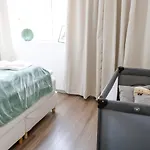 Lumen Homes - Design-apartment Nahe Audi Und Altstadt, 3 Zimmer, Ueber 100 M2, Balkon דירה *