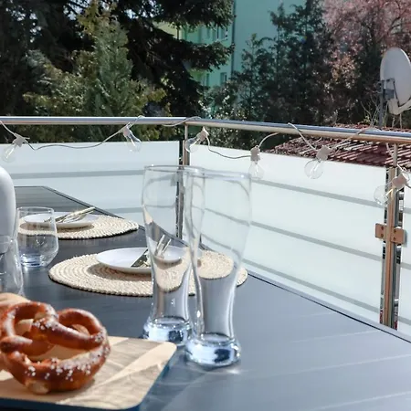 公寓 Lumen Homes - Design-apartment Nahe Audi Und Altstadt, 3 Zimmer, Ueber 100 M2, Balkon 因戈尔施塔特