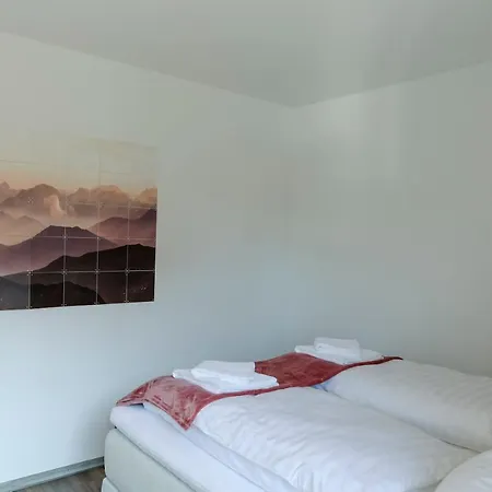 Lumen Homes - Design-apartment Nahe Audi Und Altstadt, 3 Zimmer, Ueber 100 M2, Balkon 因戈尔施塔特