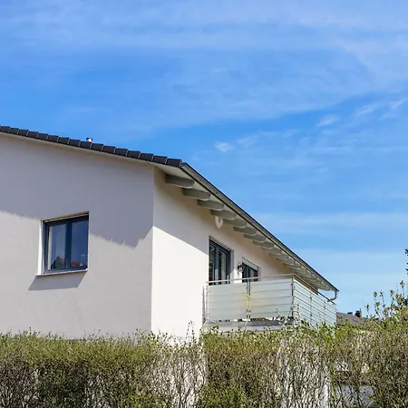 Lumen Homes - Design-apt. Nahe Audi Und Altstadt, 3 Zimmer, Netflix *