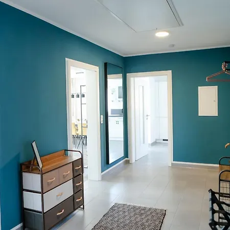 Lumen Homes - Design-apt. Nahe Audi Und Altstadt, 3 Zimmer, Netflix *