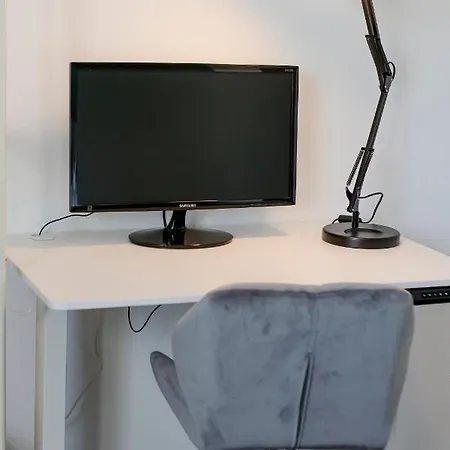 Lumen Homes - Design-apt. Nahe Audi Und Altstadt, 3 Zimmer, Netflix Apartment Ingolstadt