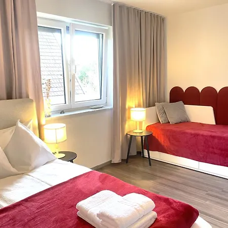Apartment Lumen Homes - Design-apt. Nahe Audi Und Altstadt, 3 Zimmer, Netflix